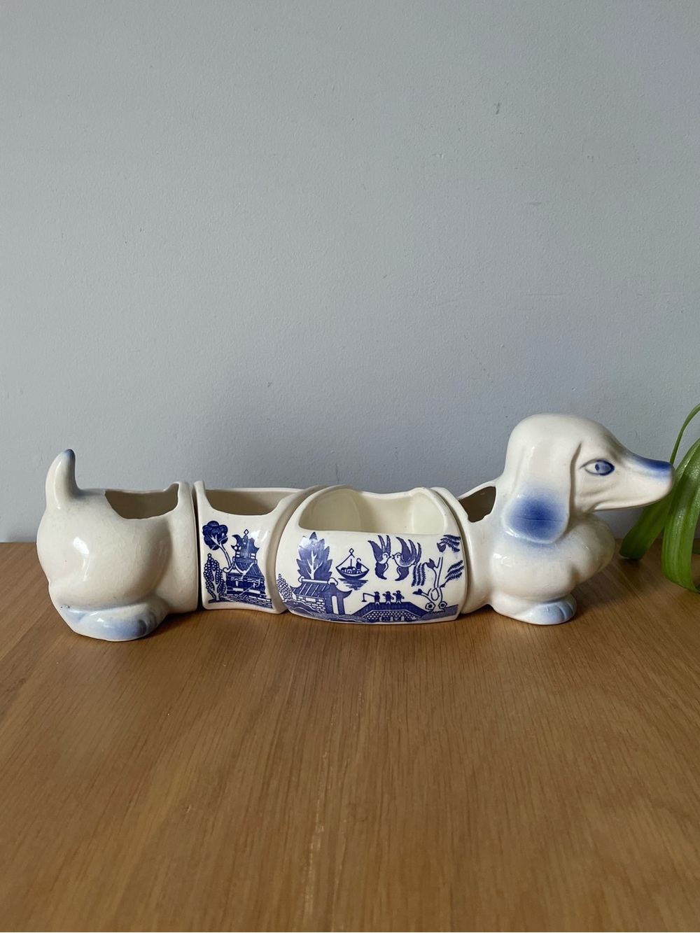 Vintage Midcentury Blue Willow Dachshund 4-Piece Ceramic Planter Snack Set Japan